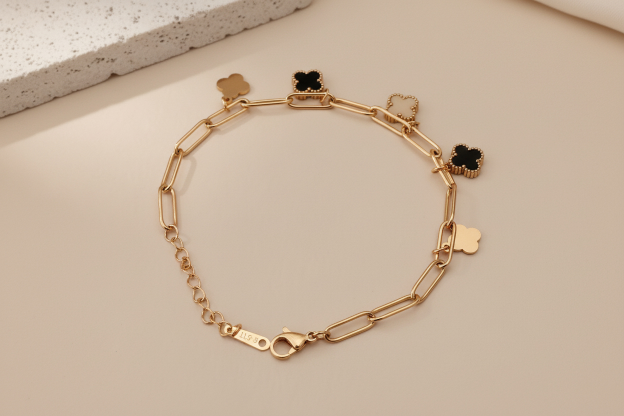 Flower with chain bracelet