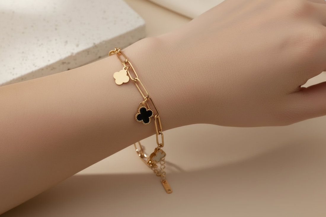 Flower with chain bracelet