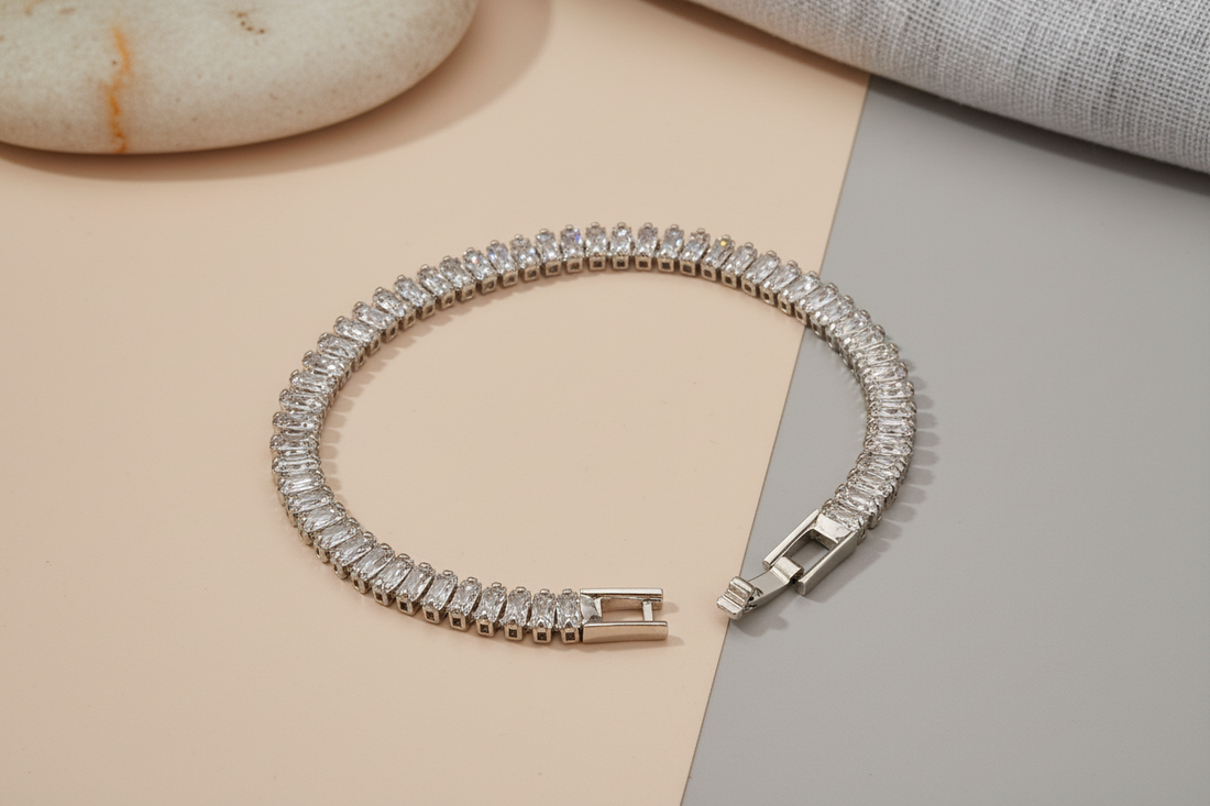 Peora tennis bracelet