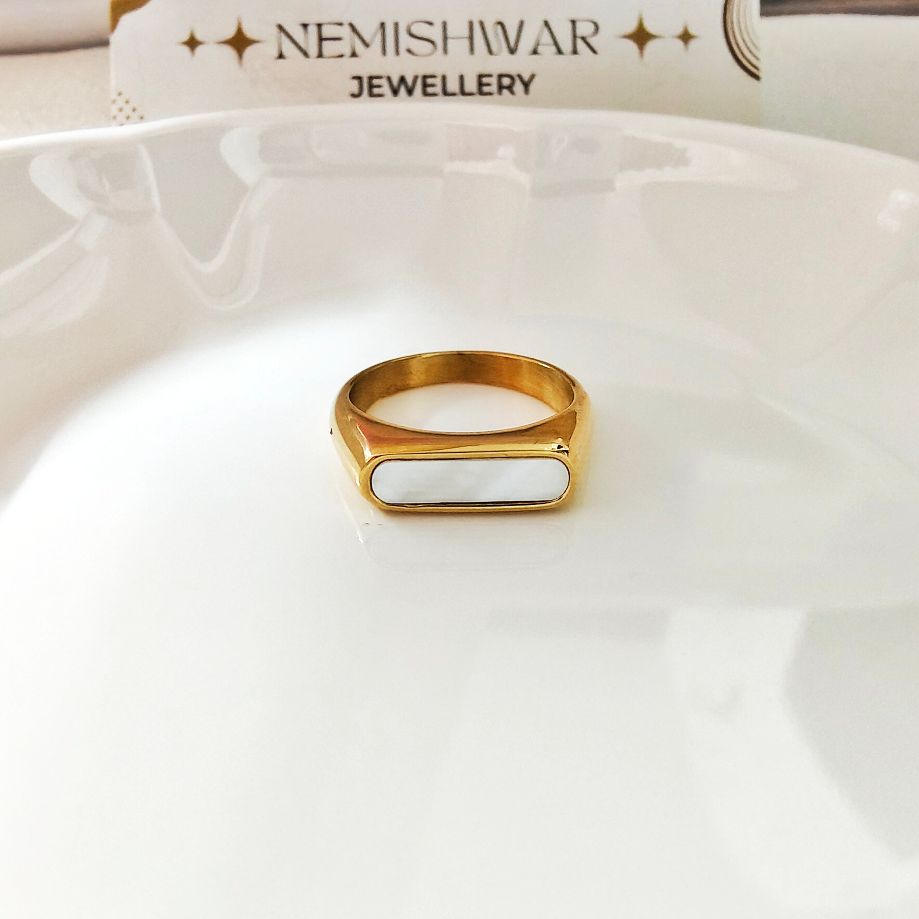 White onyix ring