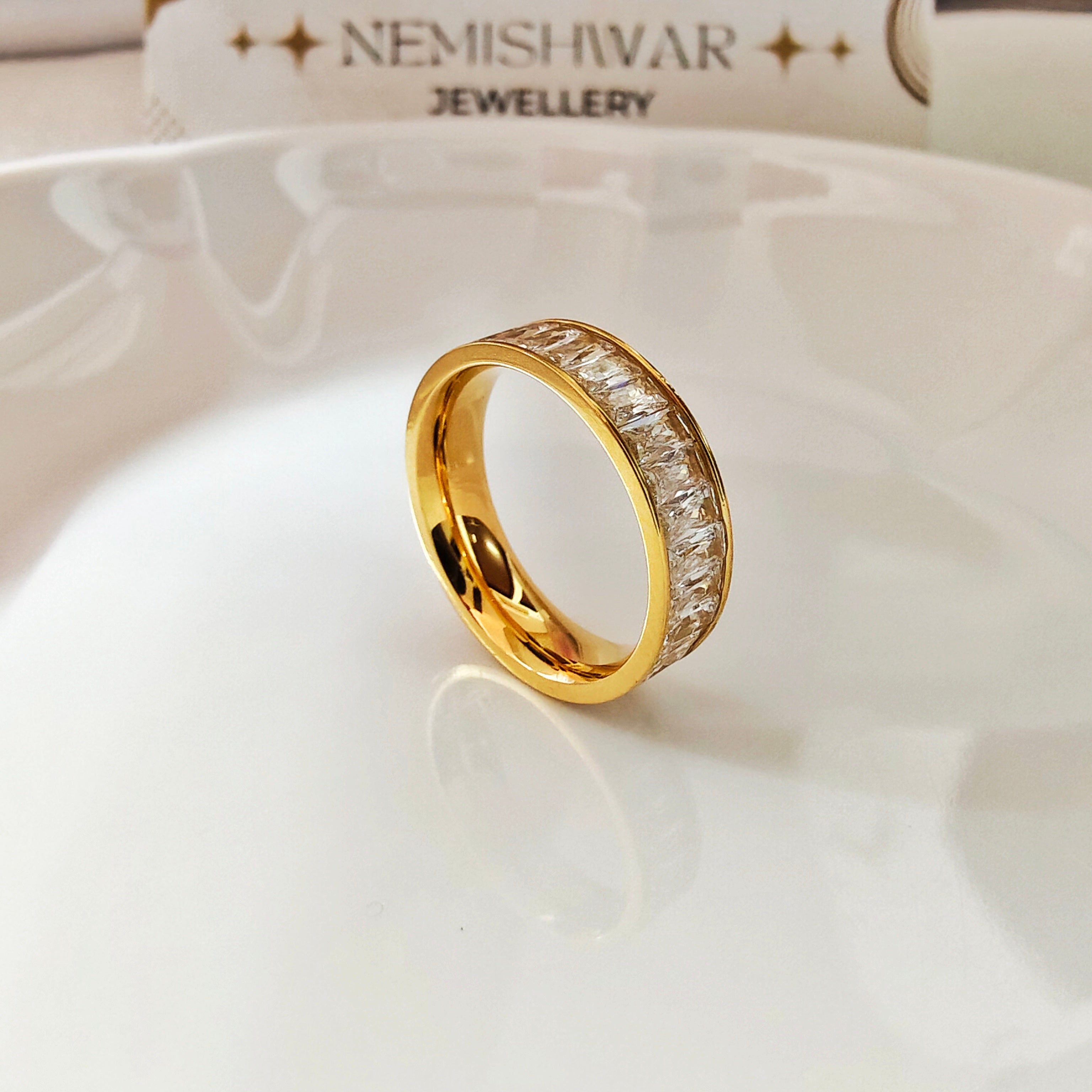 Zoe ring