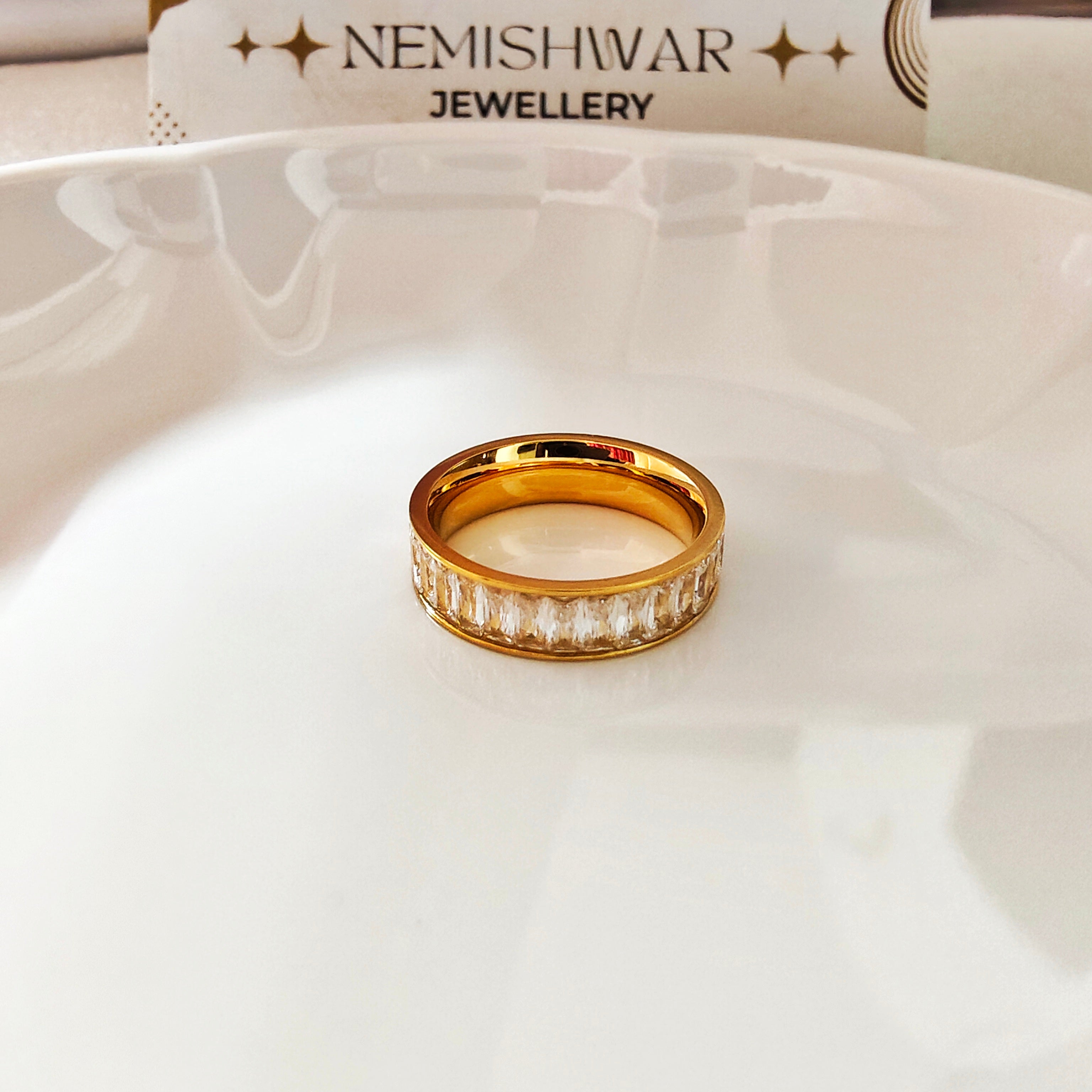Zoe ring