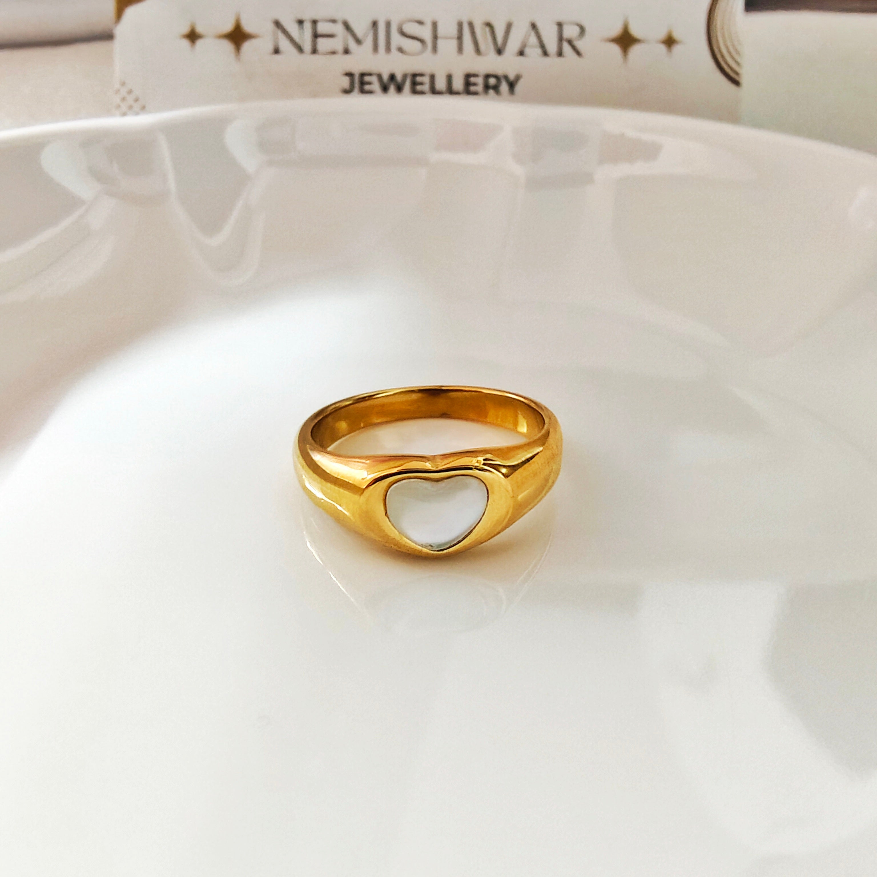 Enamal heart ring