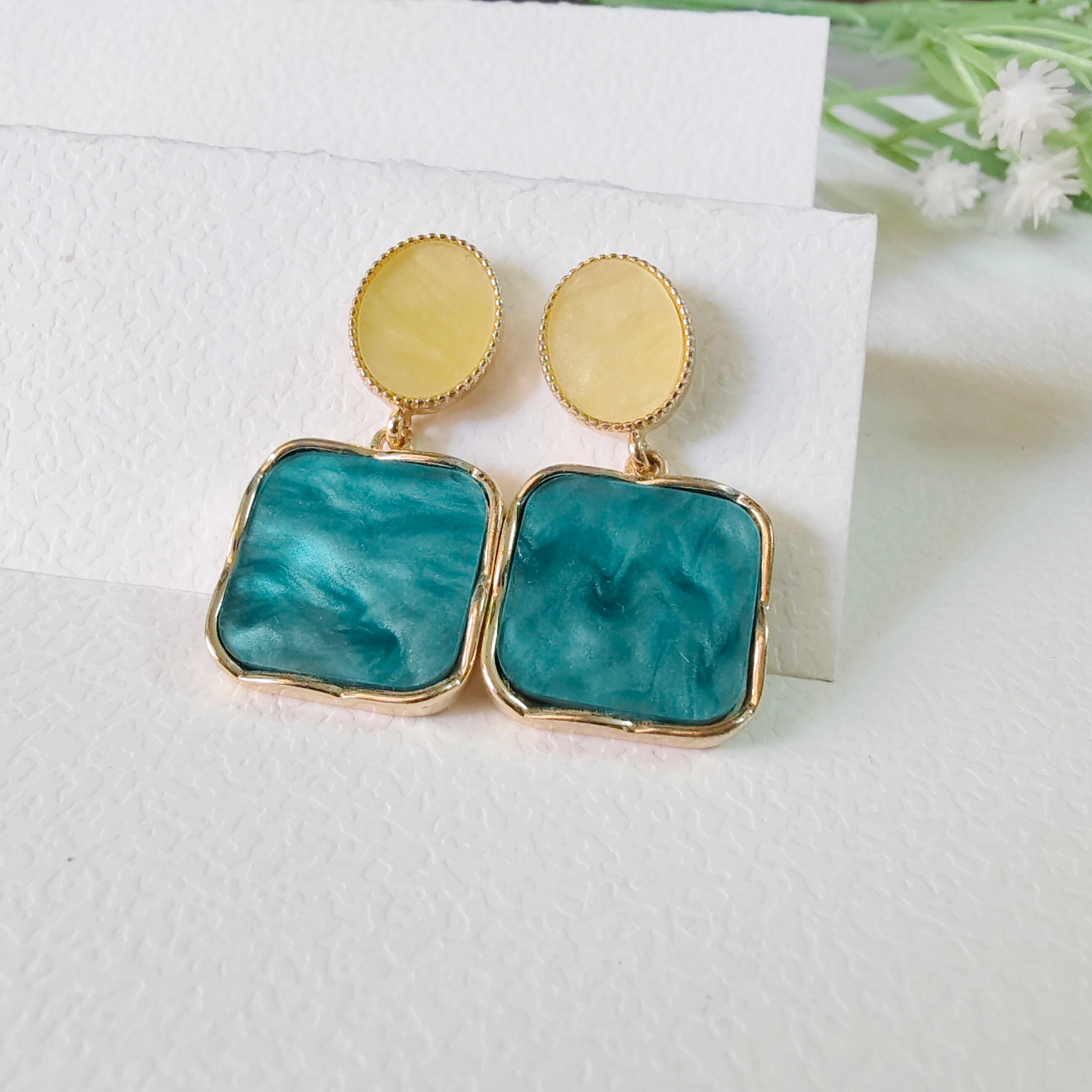 Sweet square earring