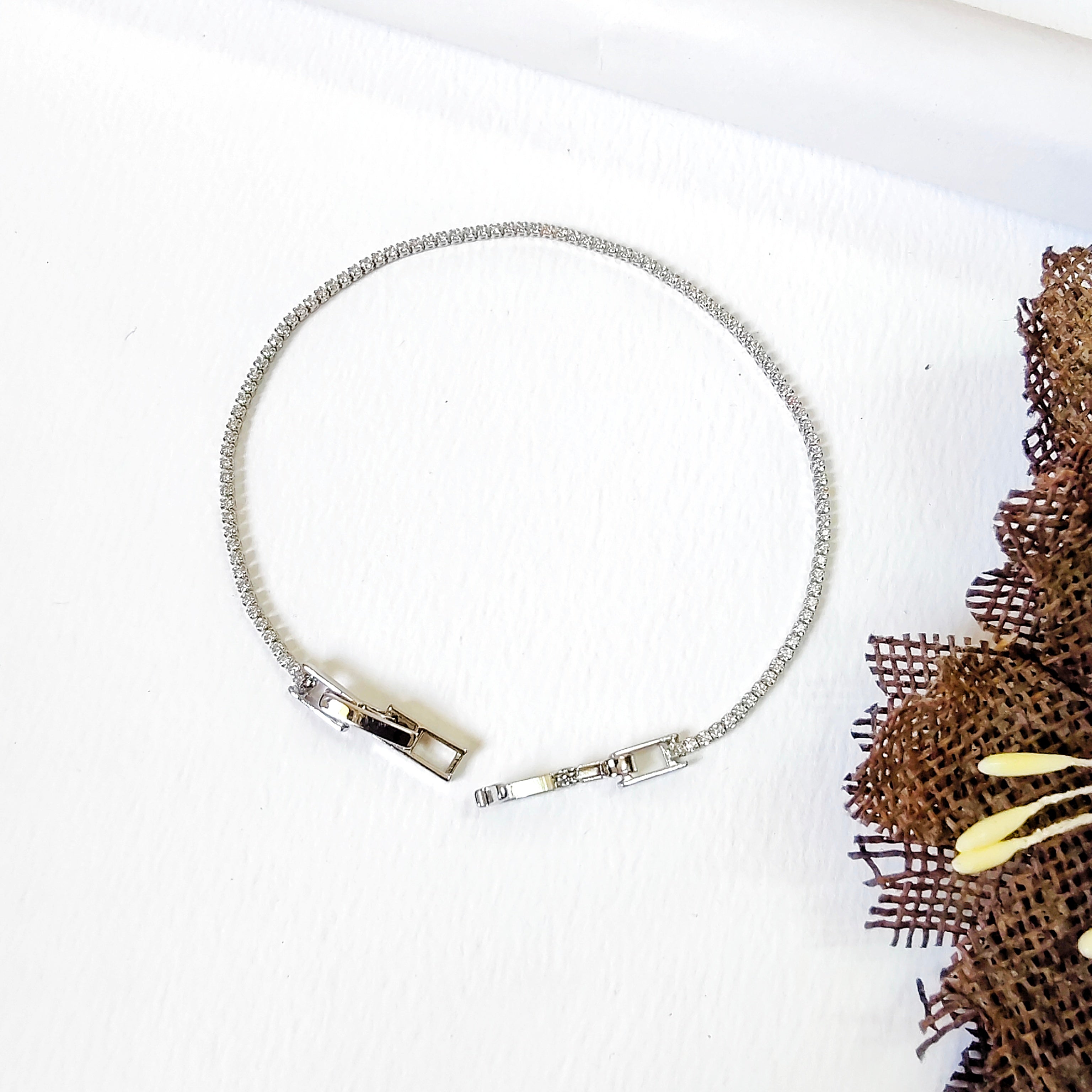 Precious square bracelet