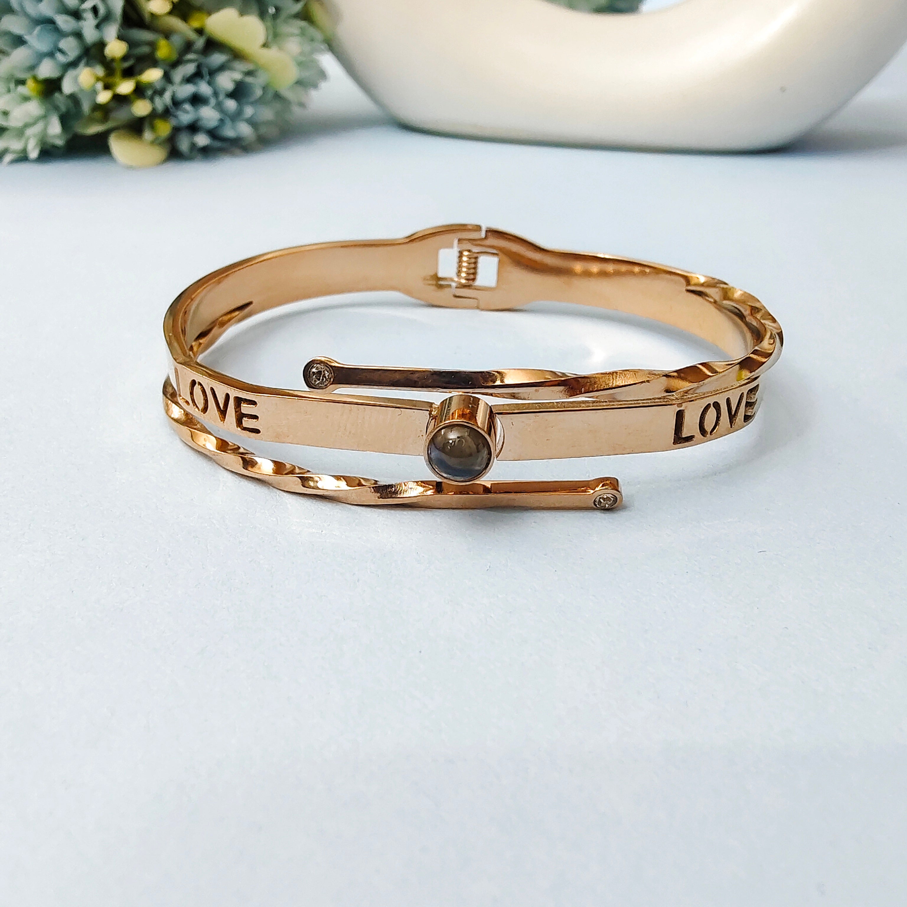 Love buster bracelet