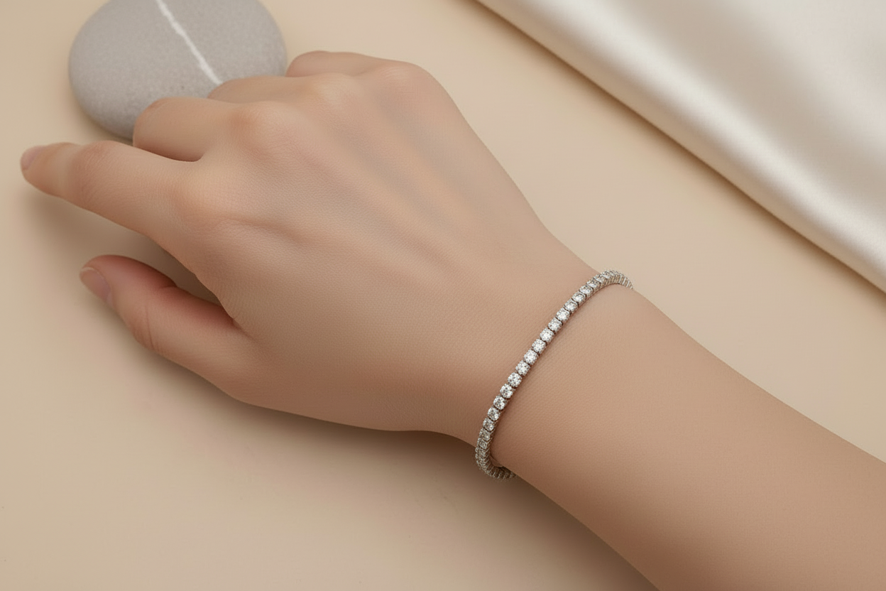 Sparkling diamond bracelet