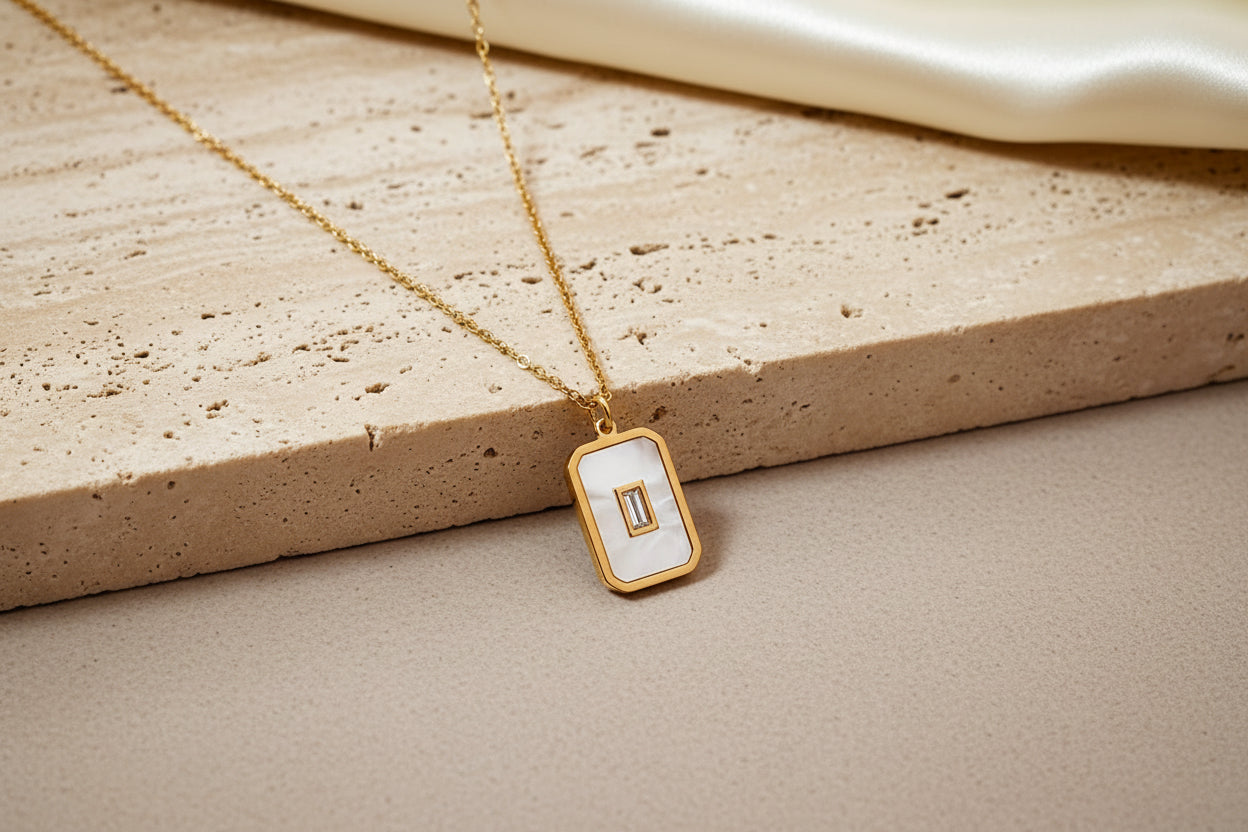 Alexis block shell necklace