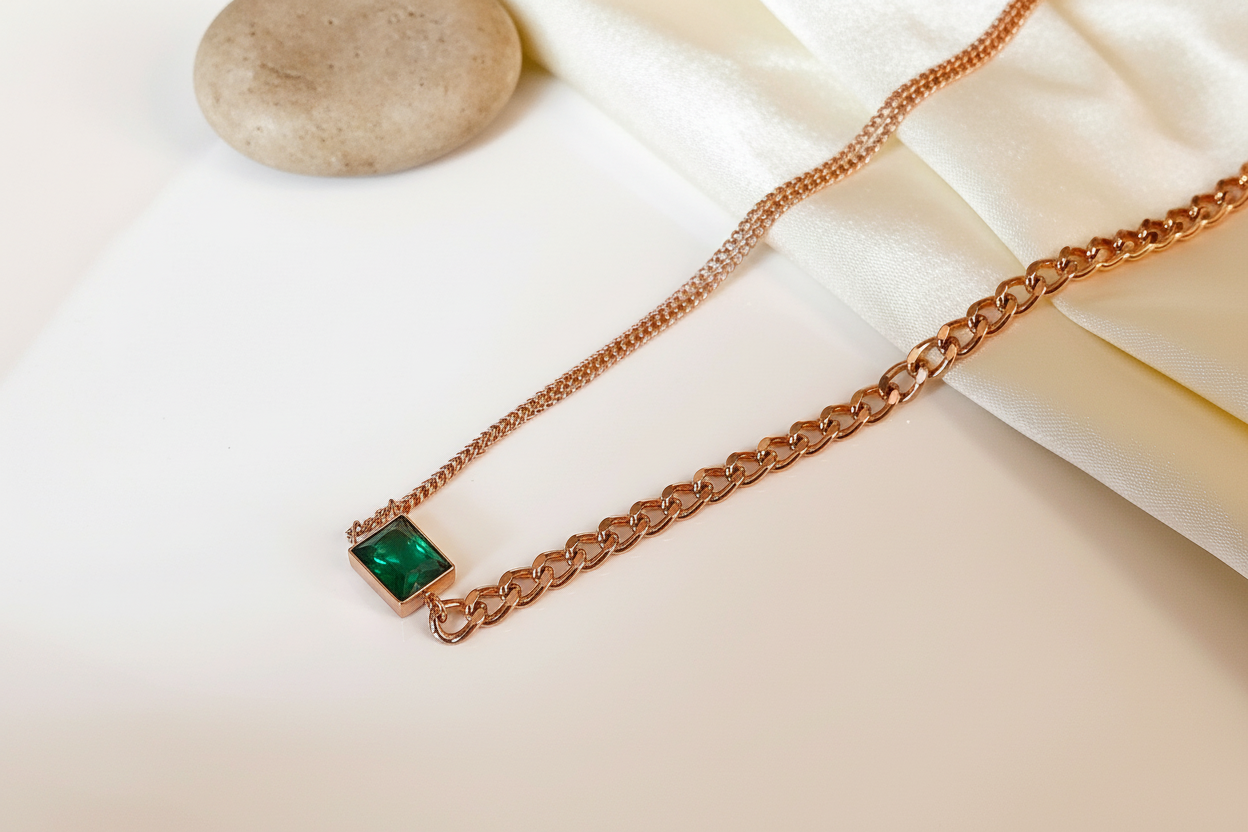 Rectangle emerald cuban necklace