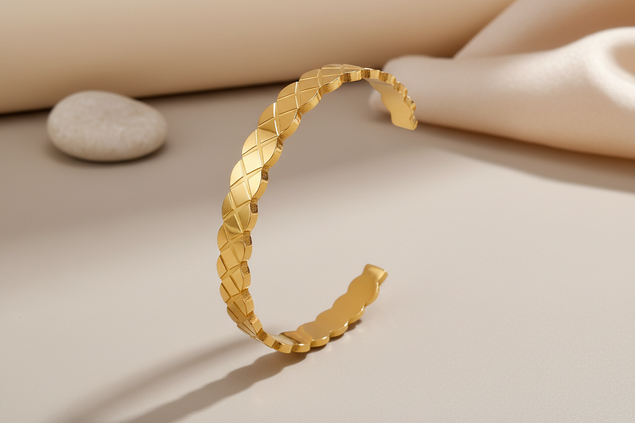 Geometric bracelet