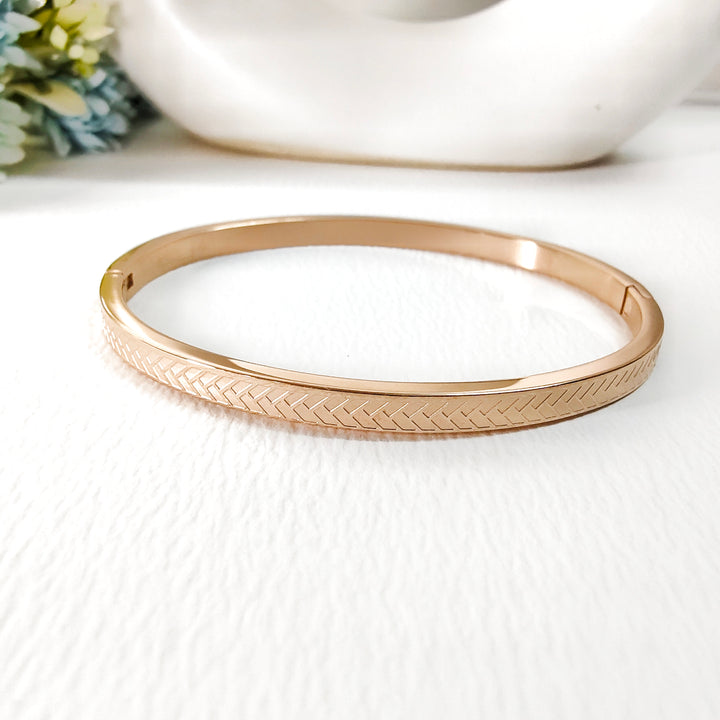 Striped bracelet