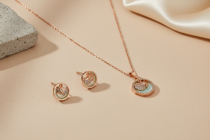 Flutter glow mother of pearl pendant set