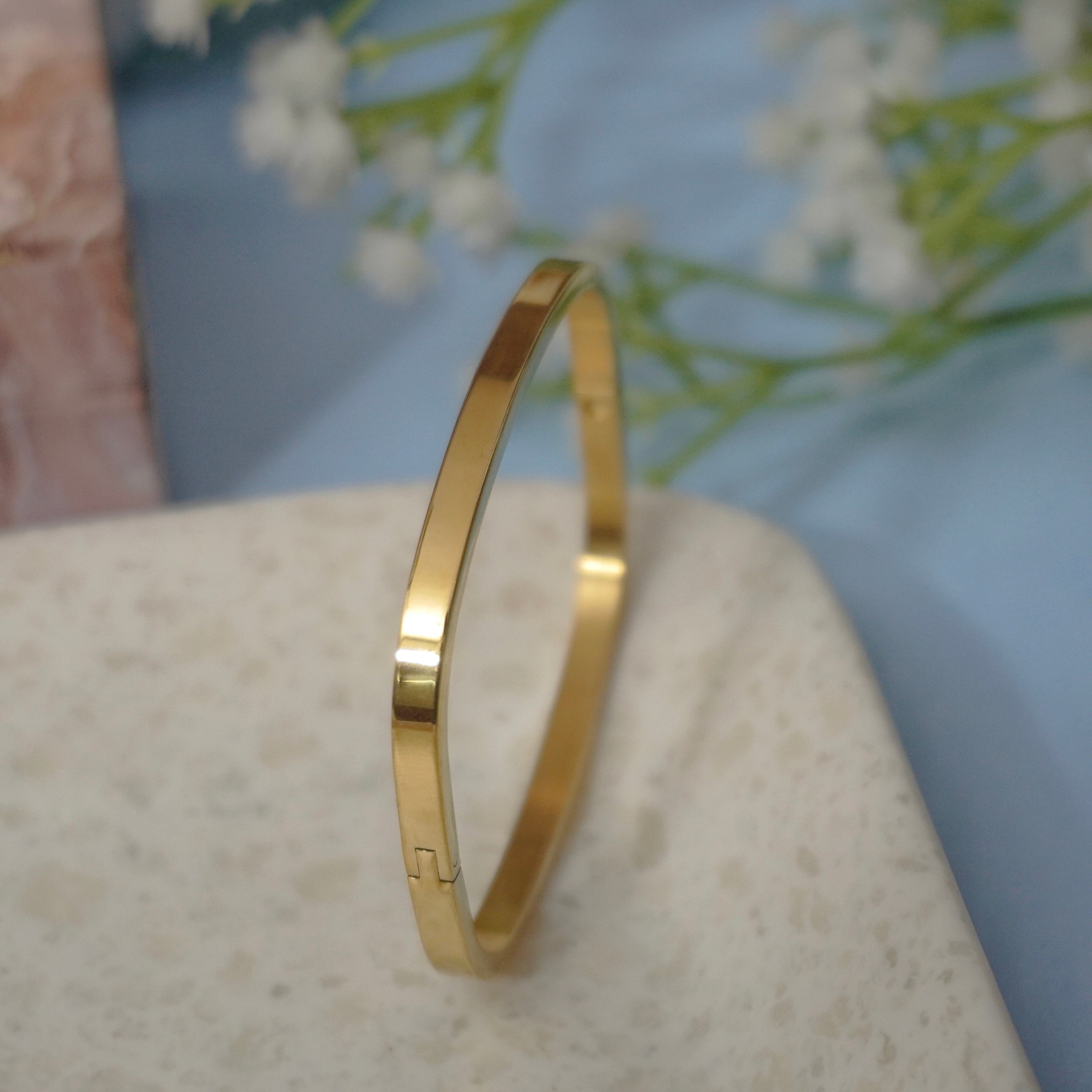 Trendy square bracelet