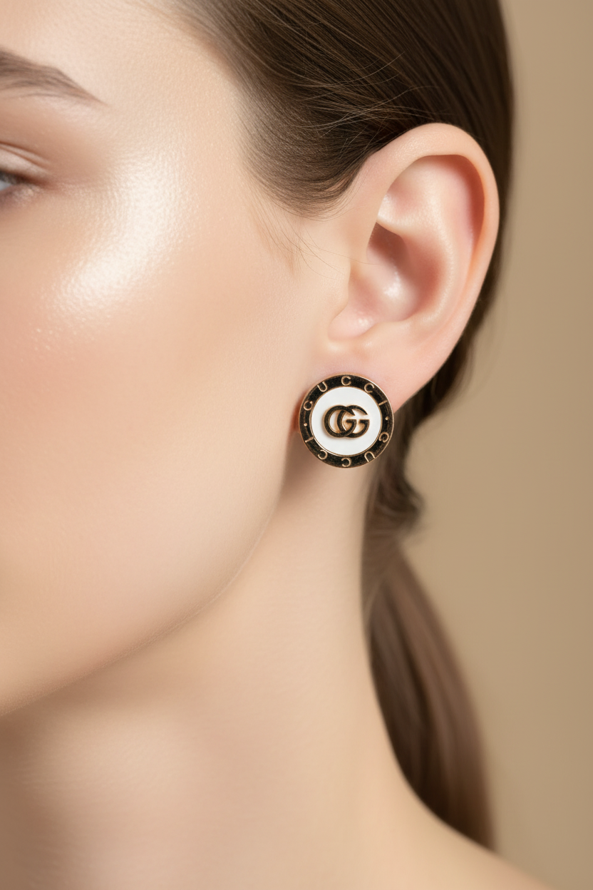 Mother of pearl stud