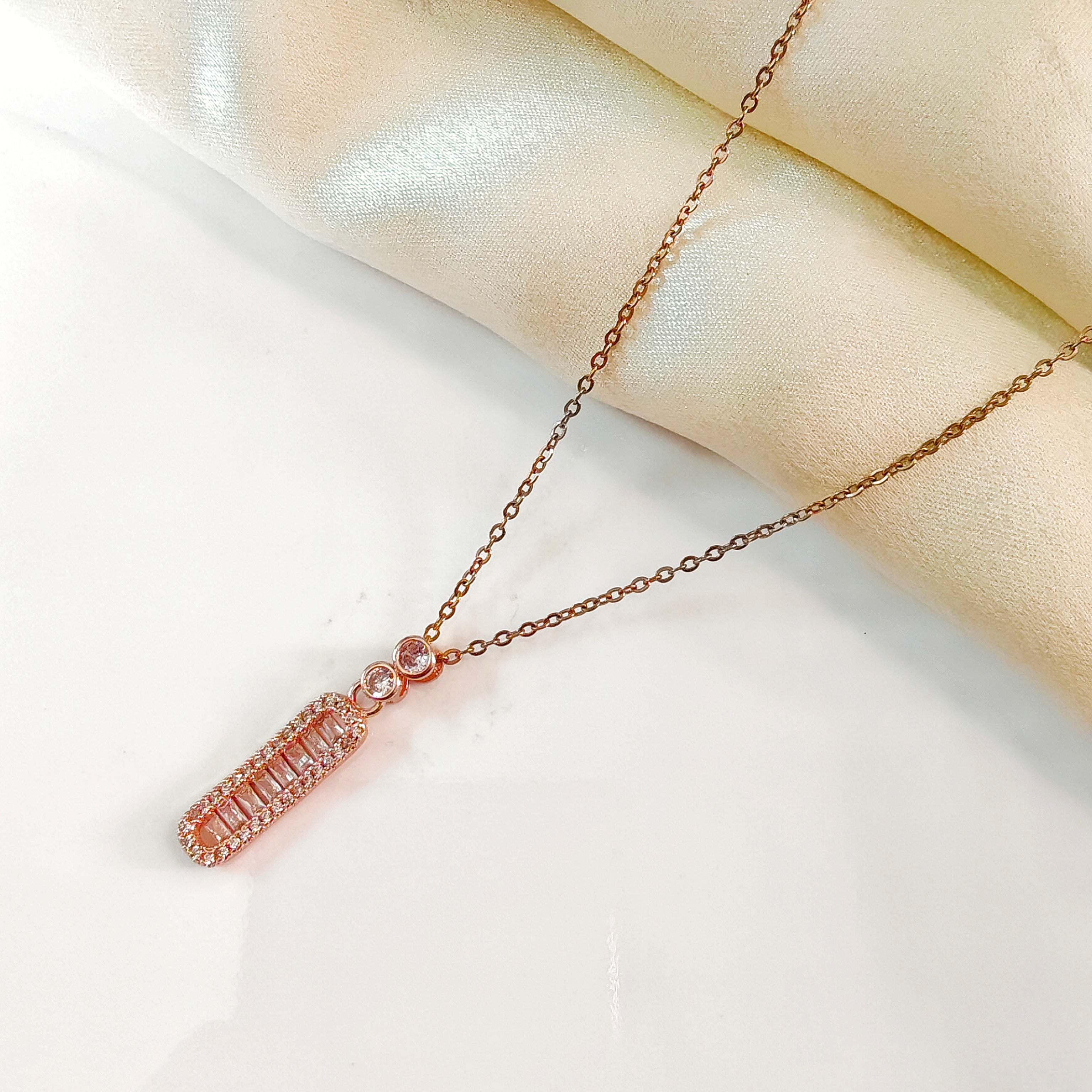 Stick locket necklace