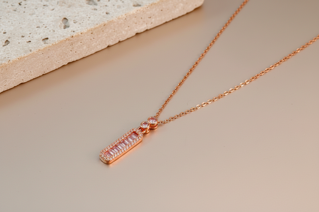 Stick locket necklace