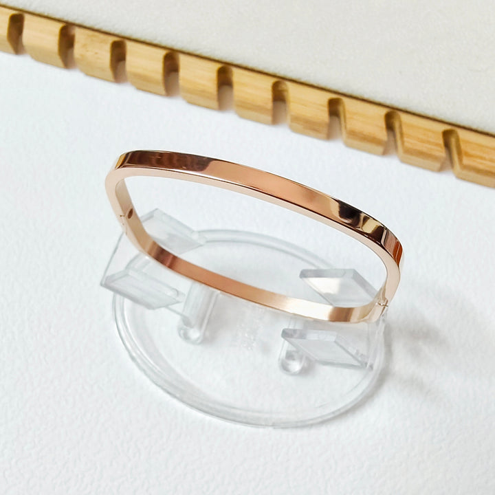 Trendy square bracelet