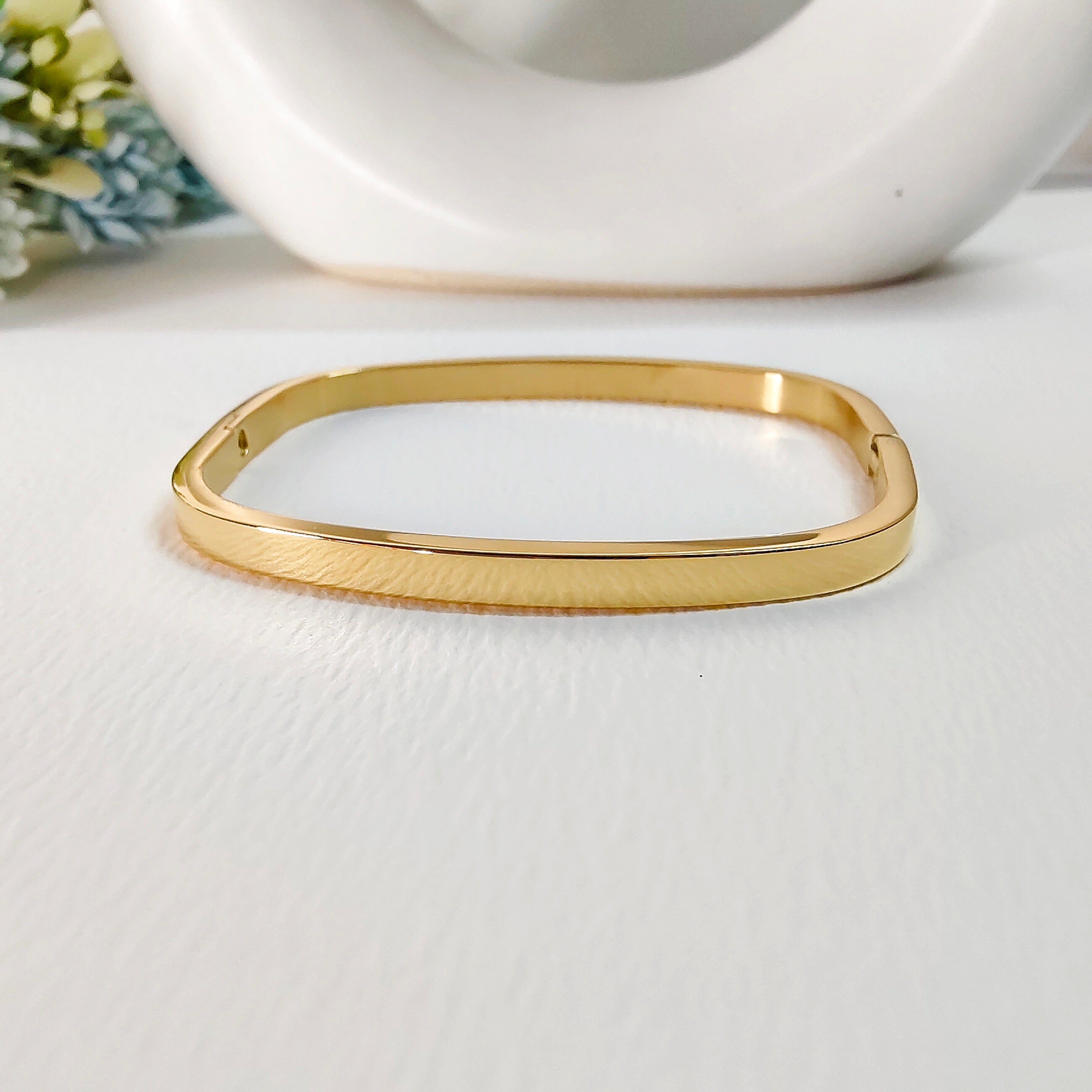 Trendy square bracelet