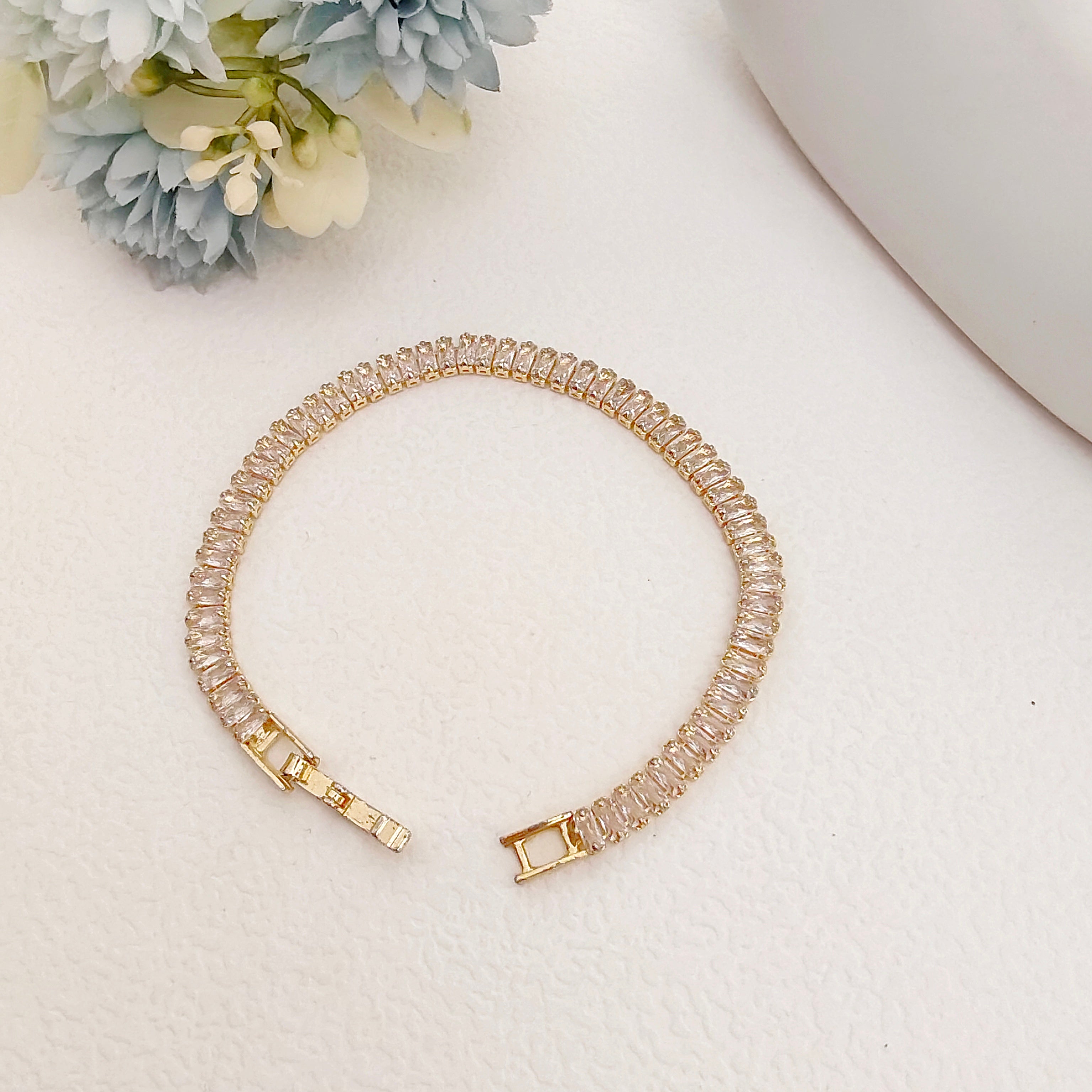 Peora tennis bracelet