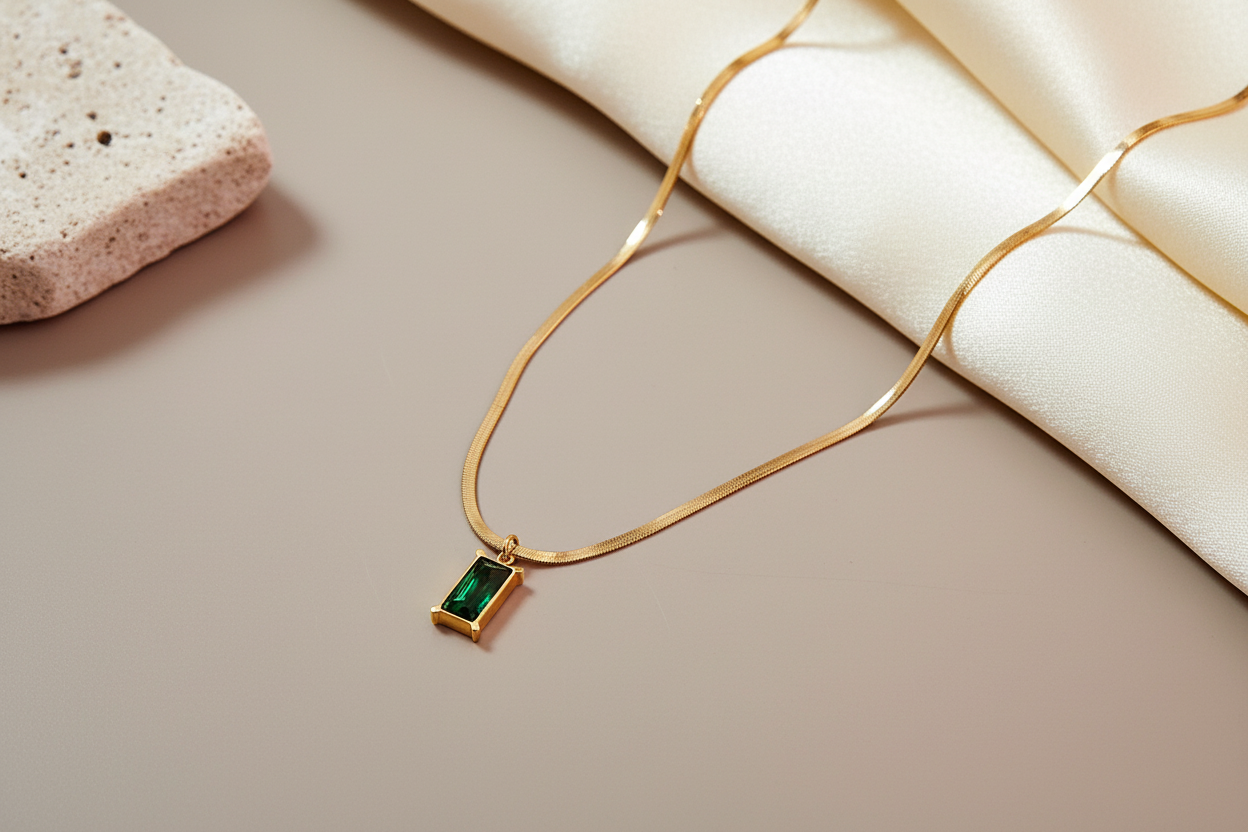 Green emerald necklace