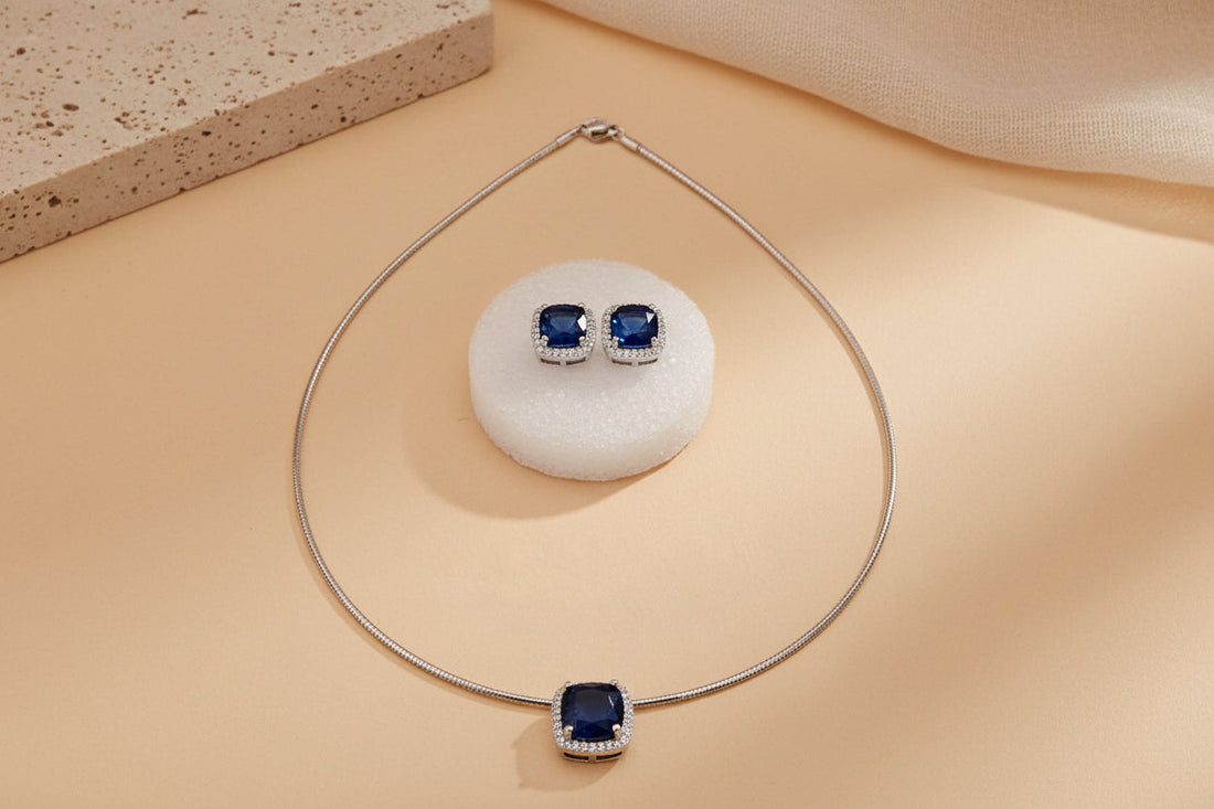 Solitaire stiff silver set pendant set