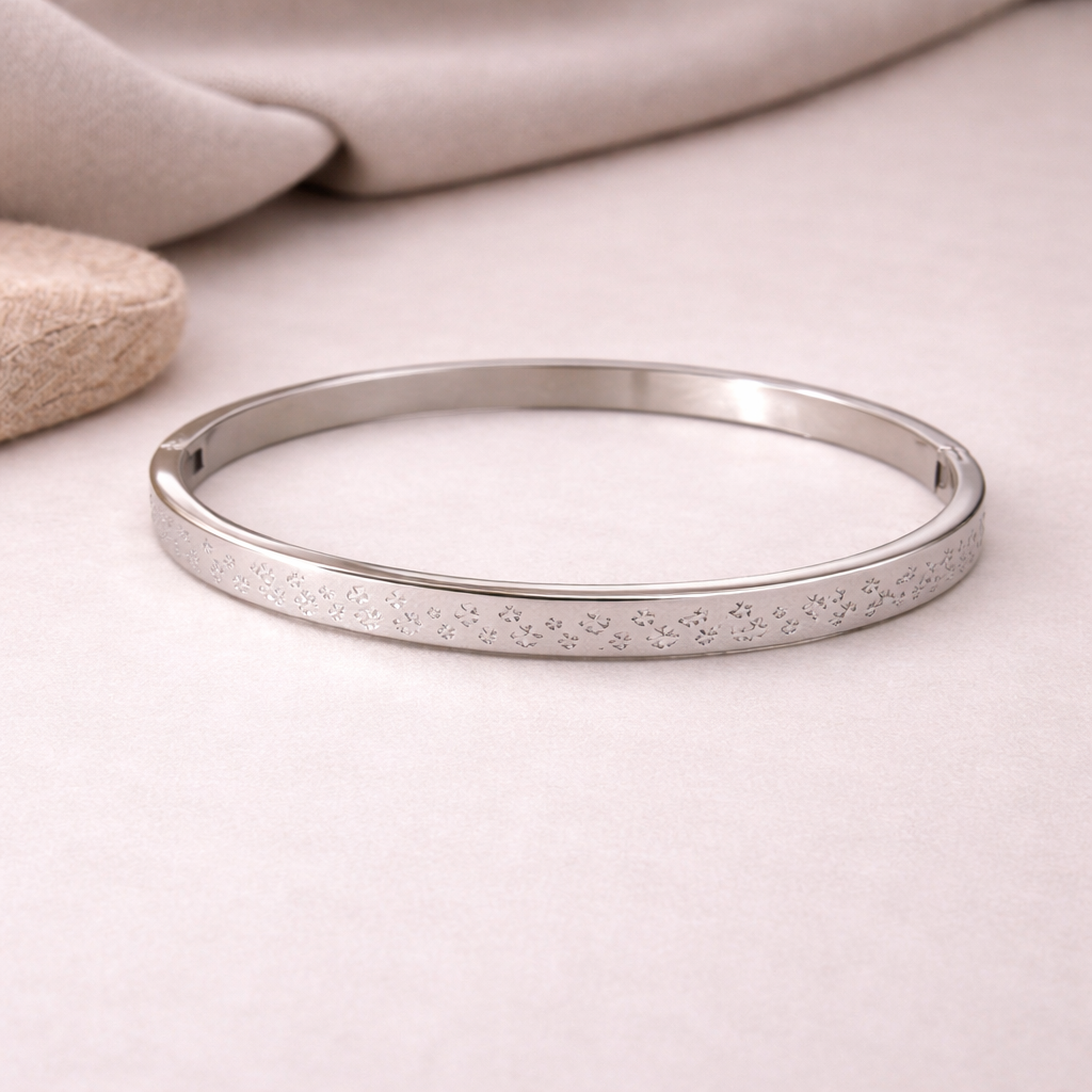 Regal warrior bracelet