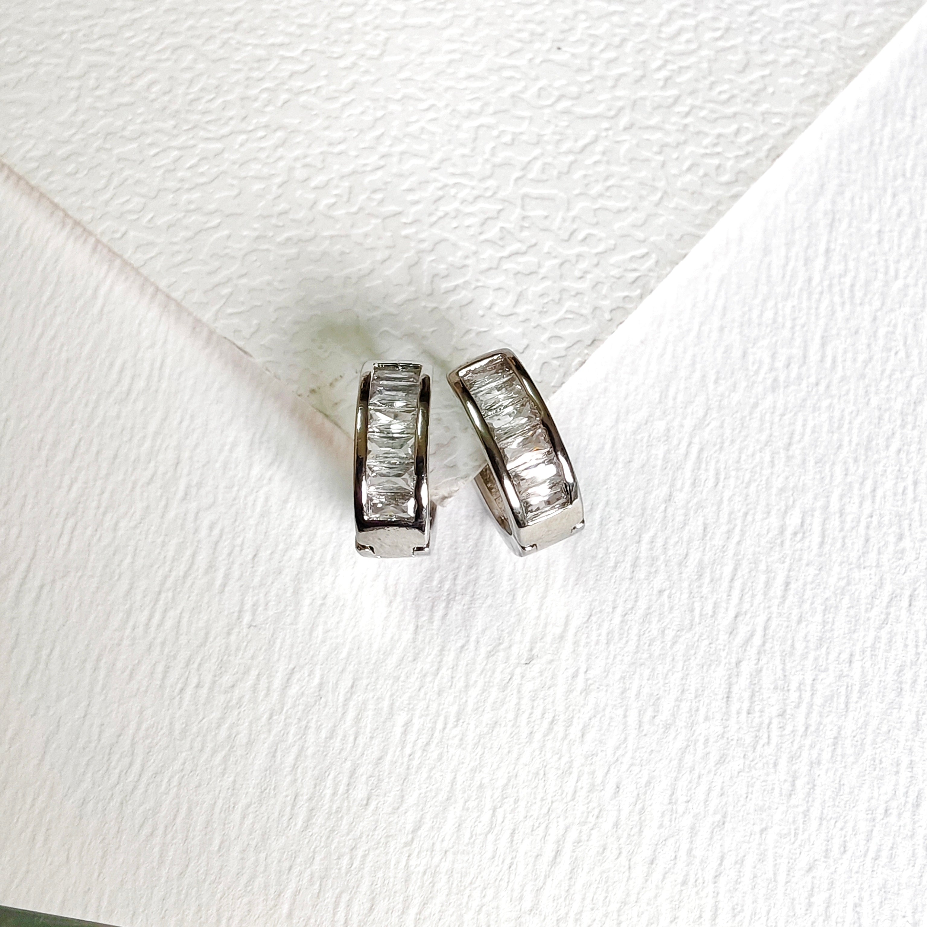 Crystal gleam bali earring