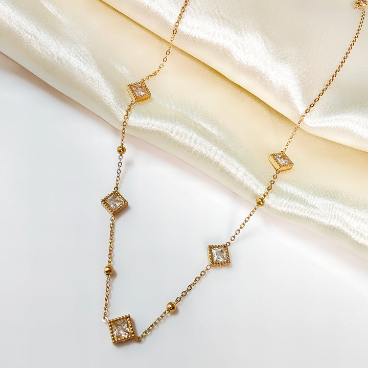 Roberto coin necklace