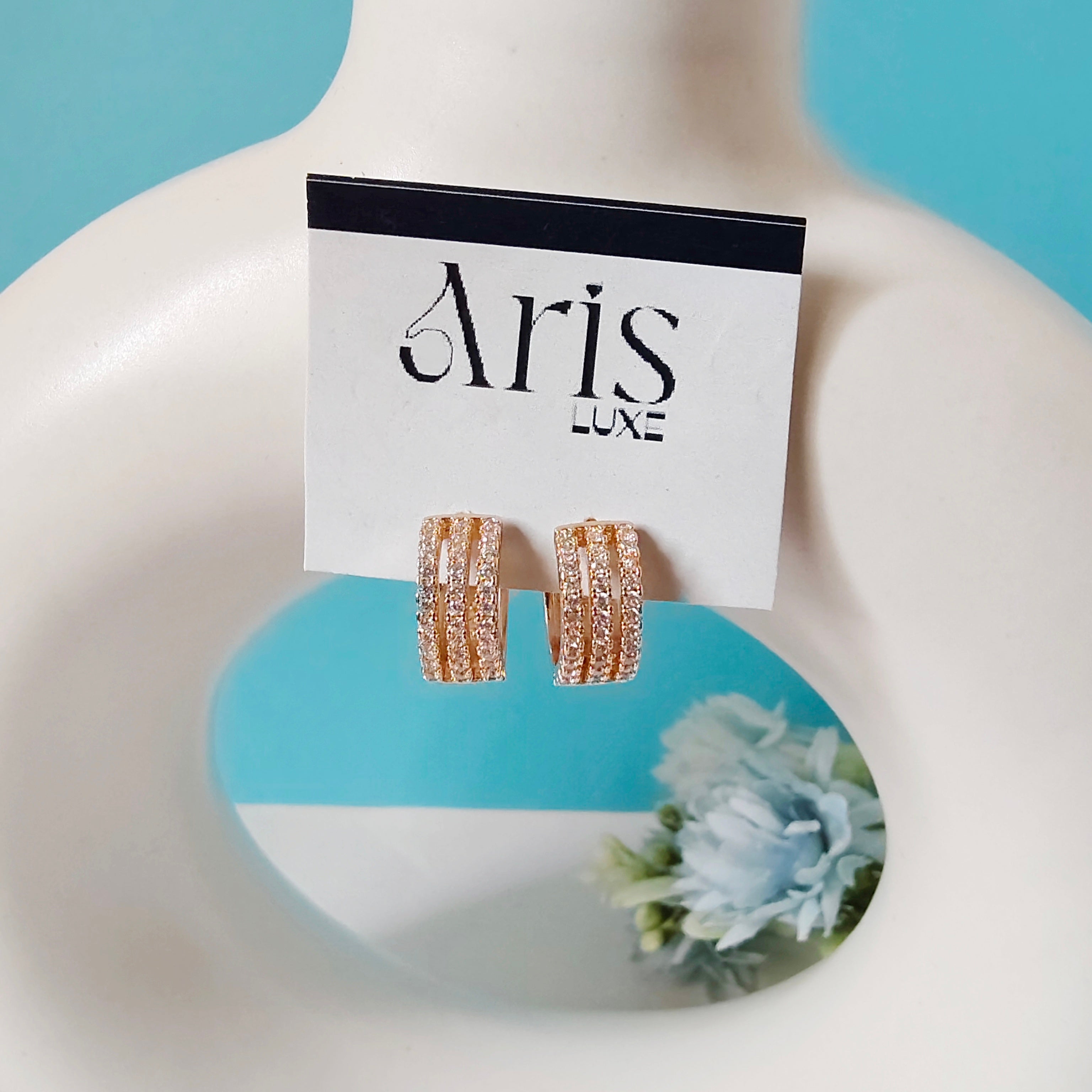 Triplate daimond bali earring