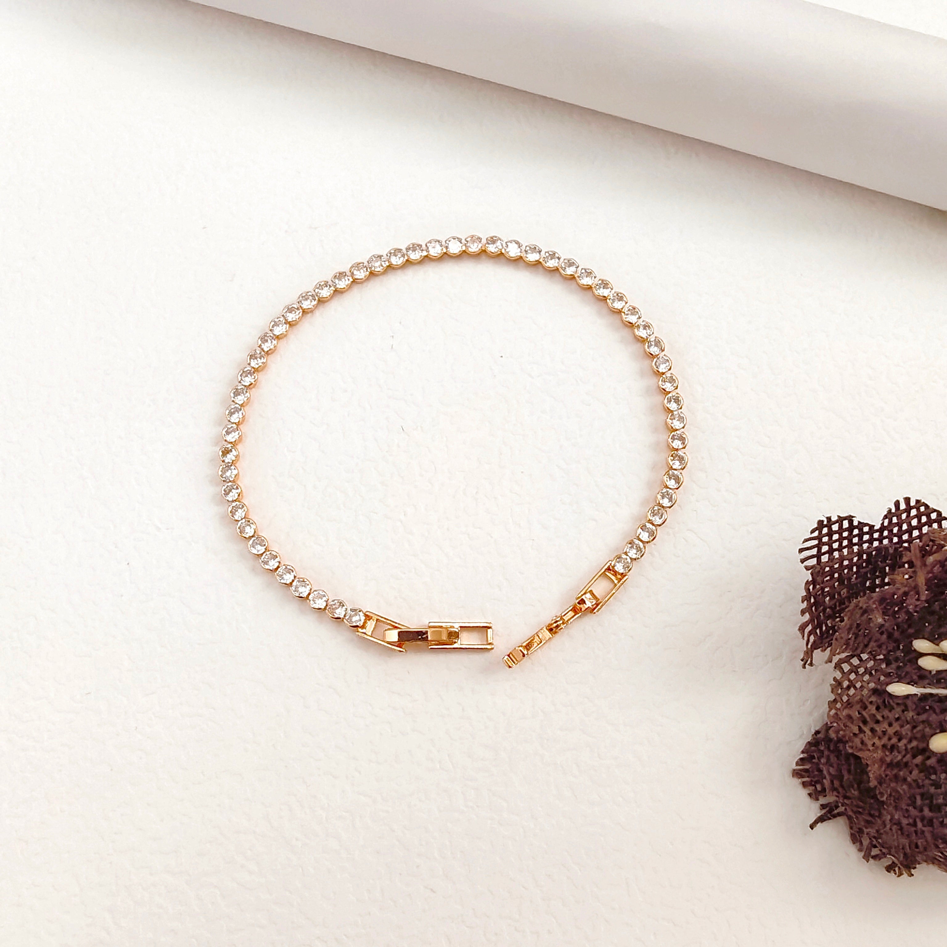 Minirose bracelet