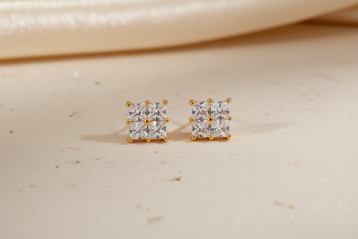 Daimond studs earring