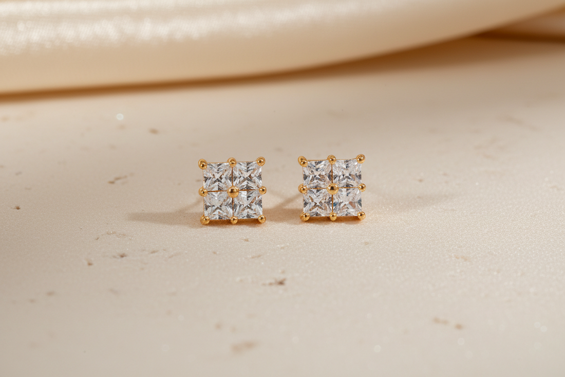 Daimond studs earring