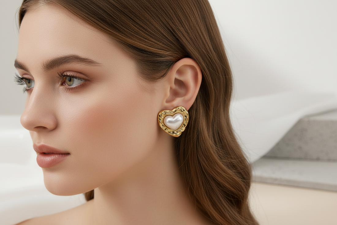 Heart pearl earring