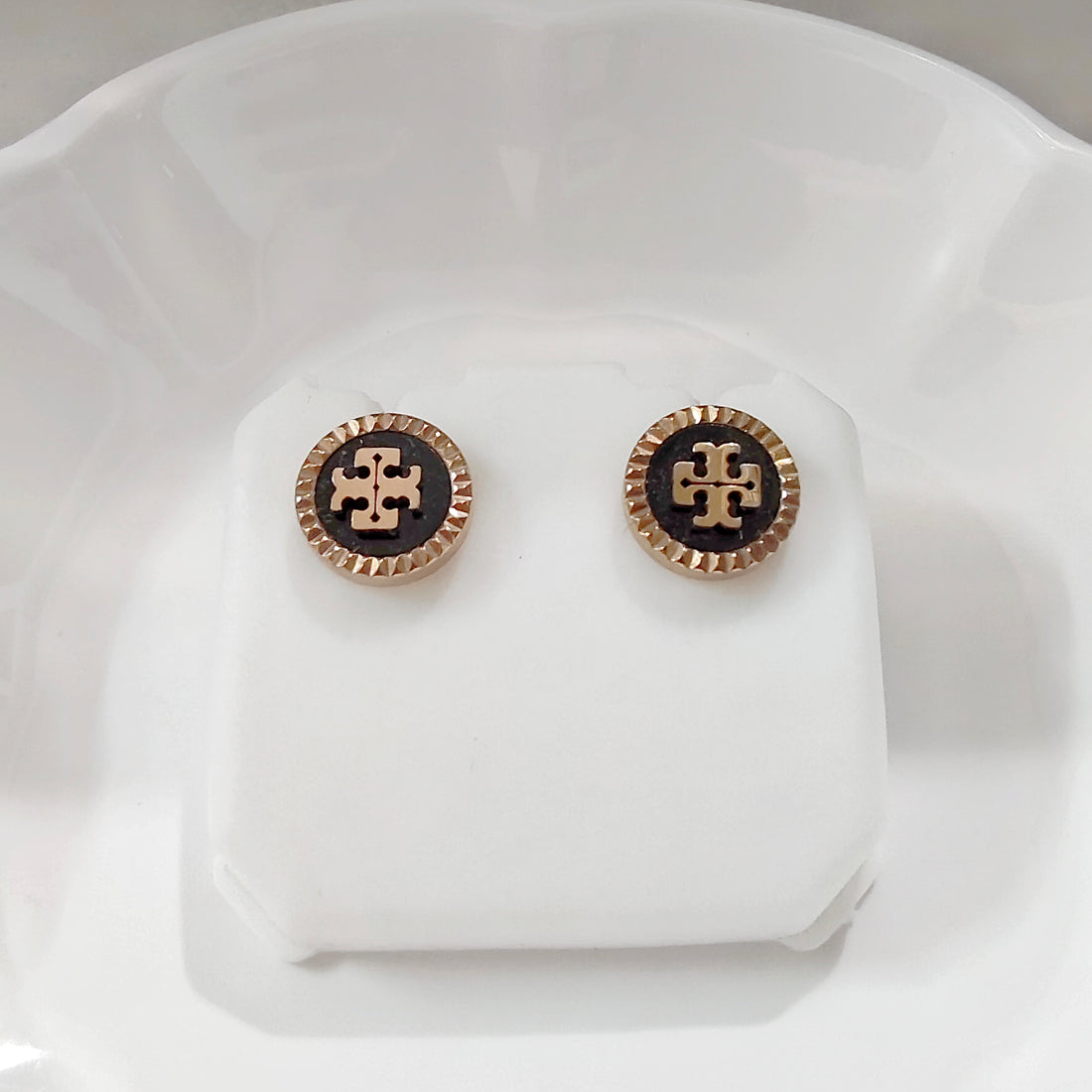 BLACK EVA STUDS