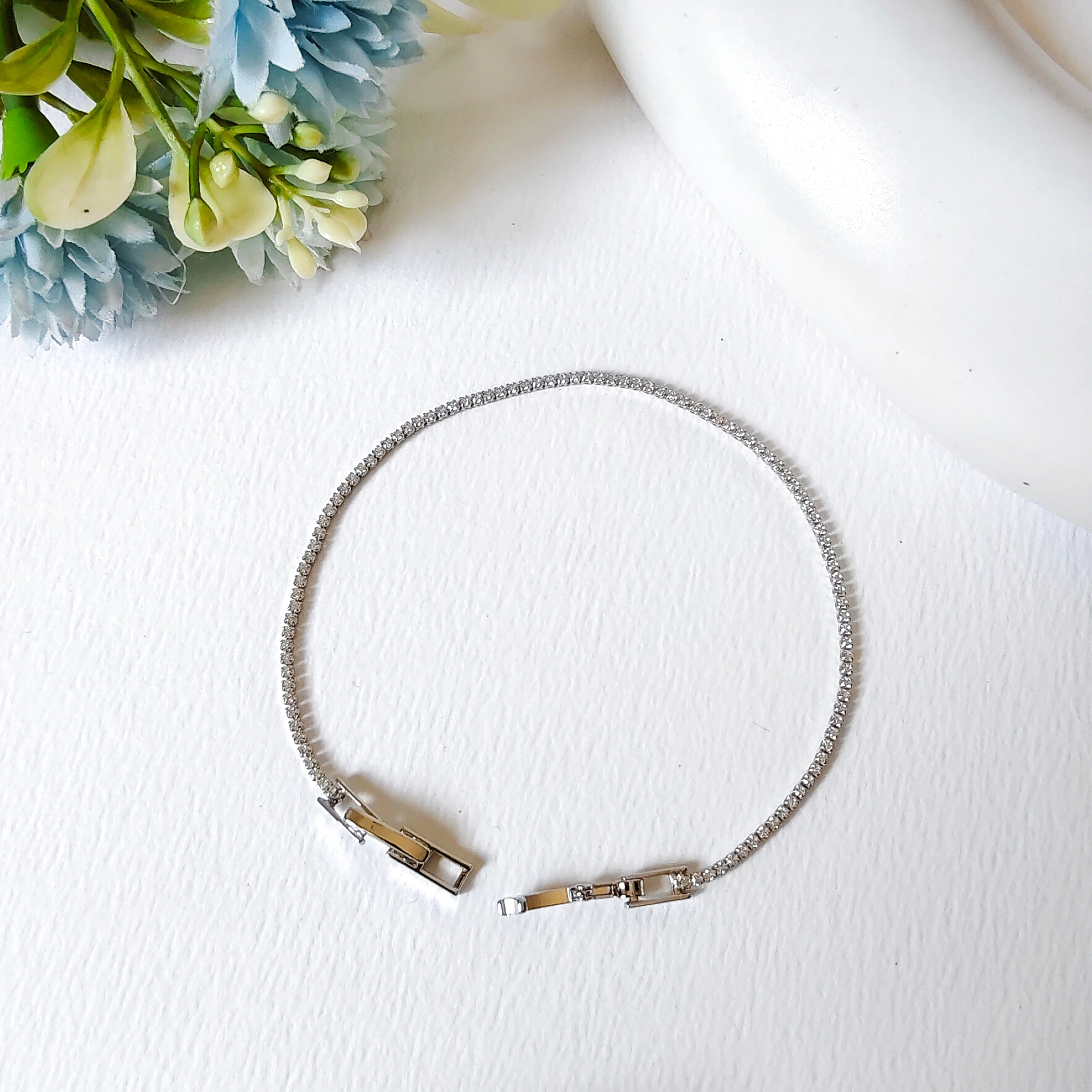 Precious square bracelet