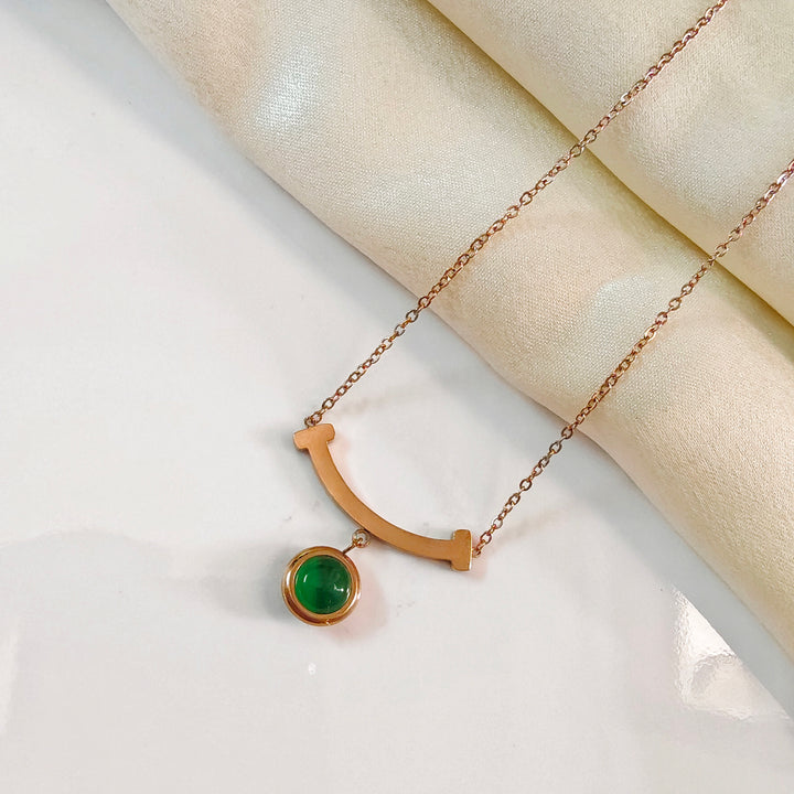 stone paw necklace