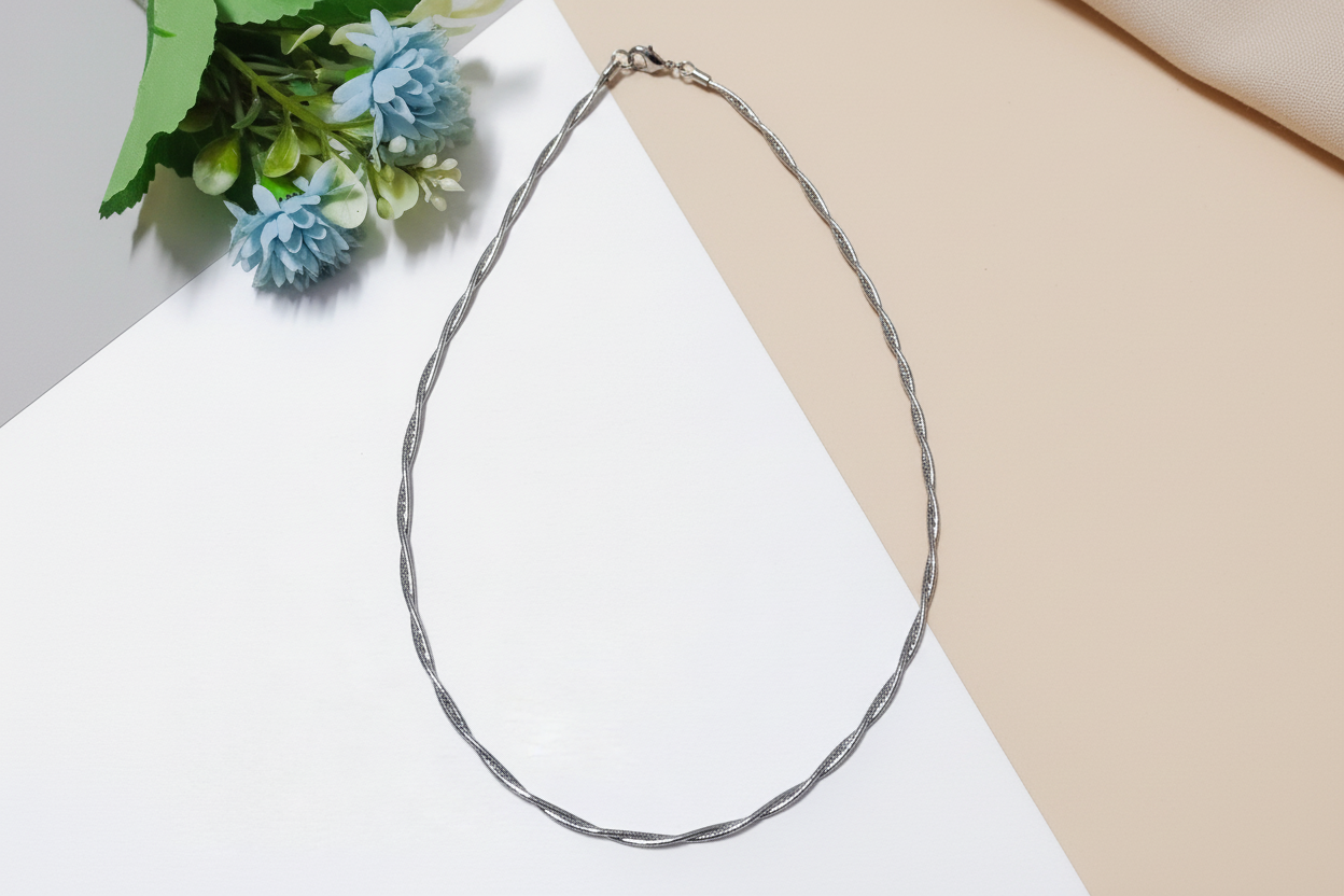 stiff twist pendant set