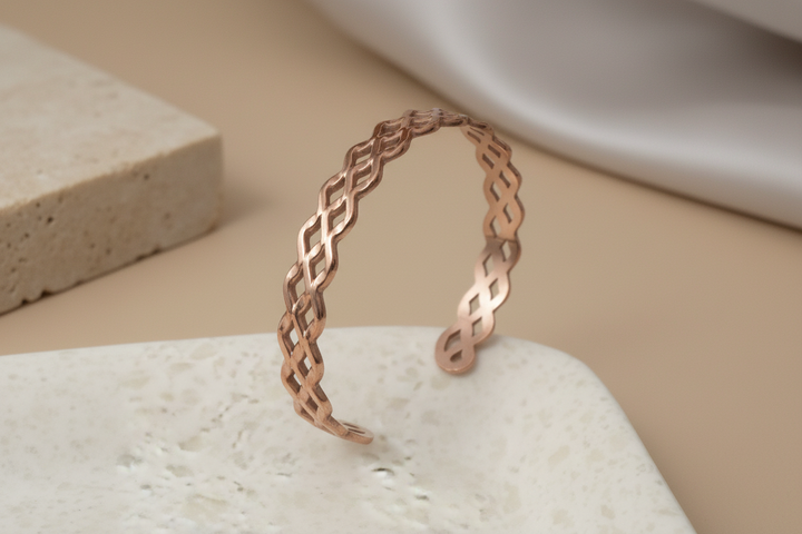 Hammered bracelet