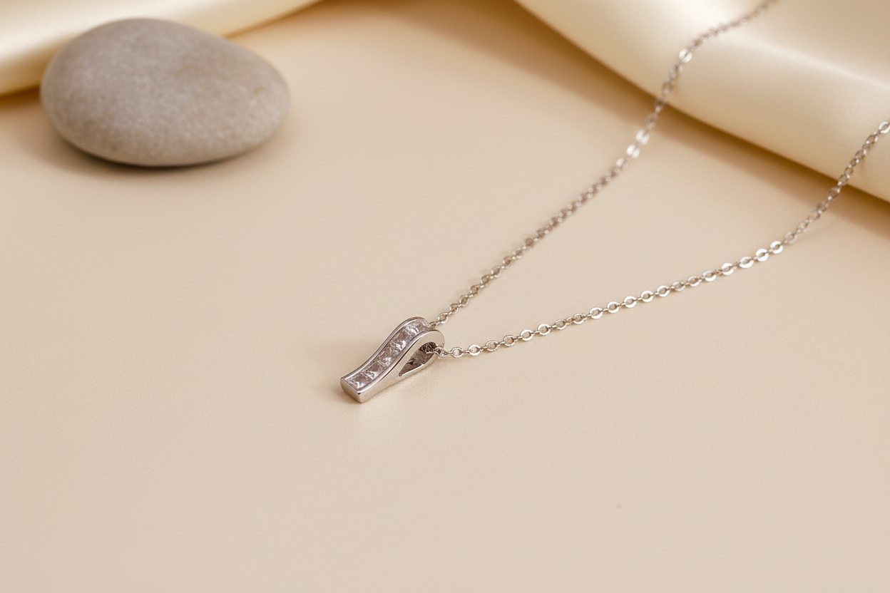 Magical dew drop necklace