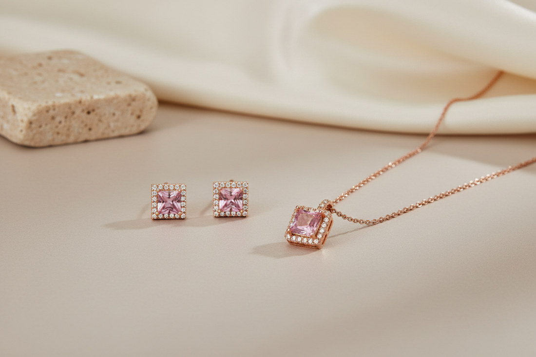 Square solid pendant set