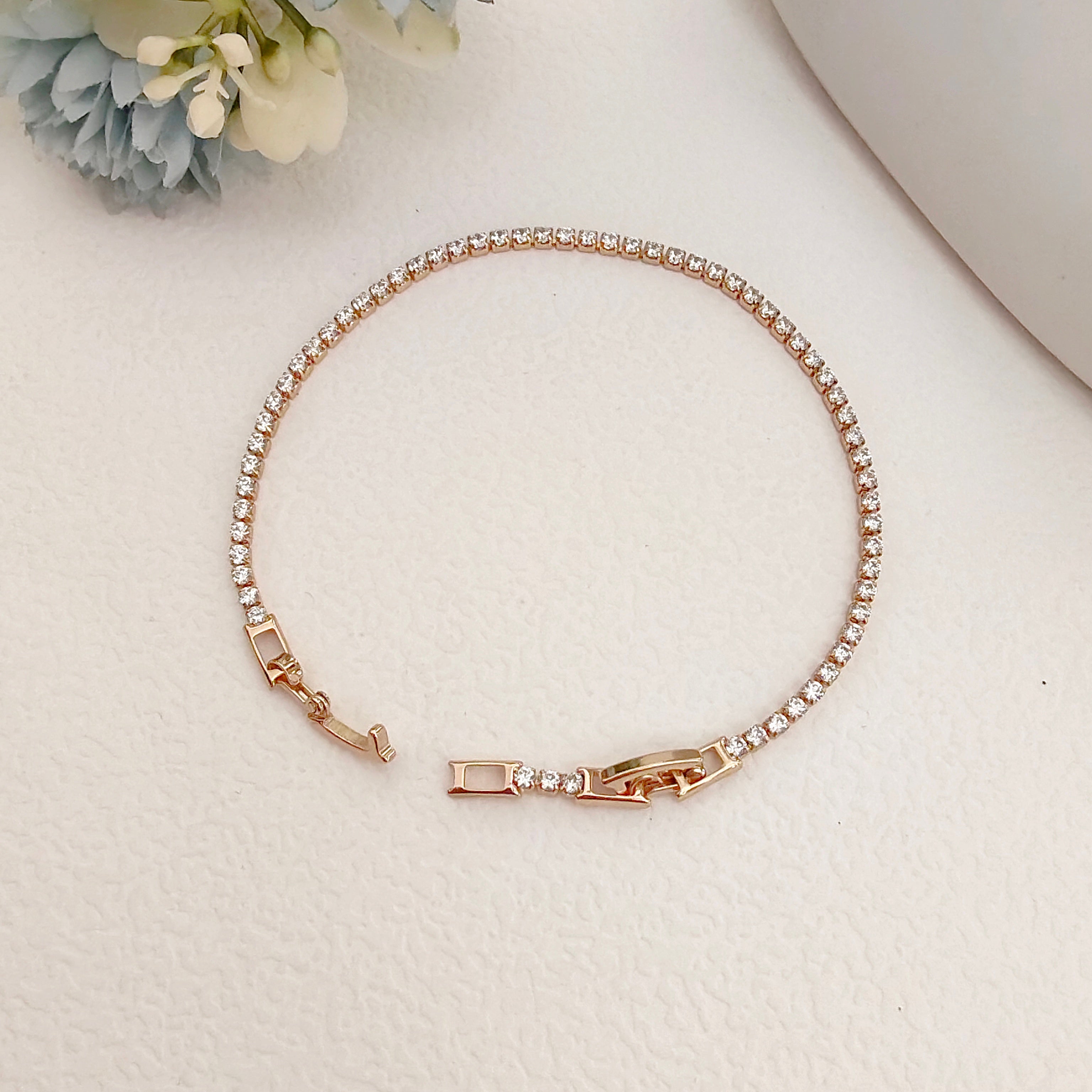 Sparkling diamond bracelet