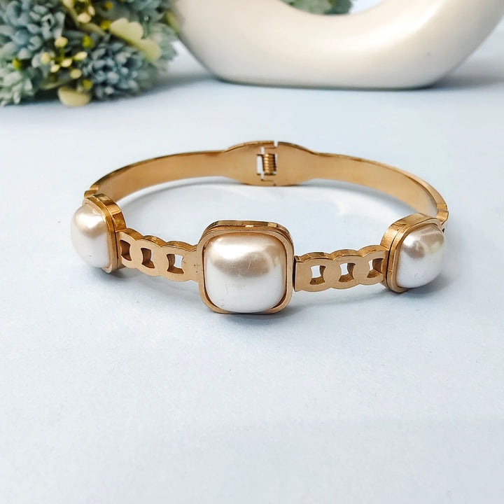 SQUARE PEARL BRACELET