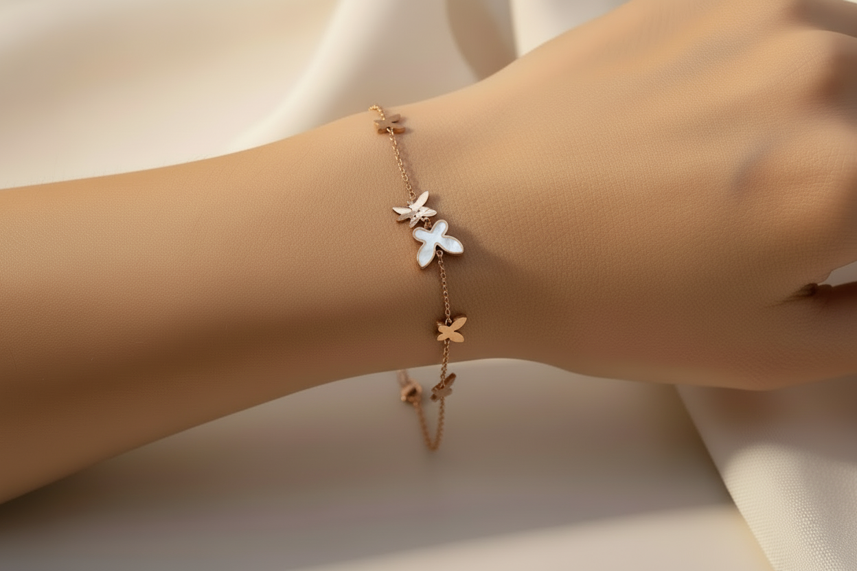 Ittle butterfly bracelet