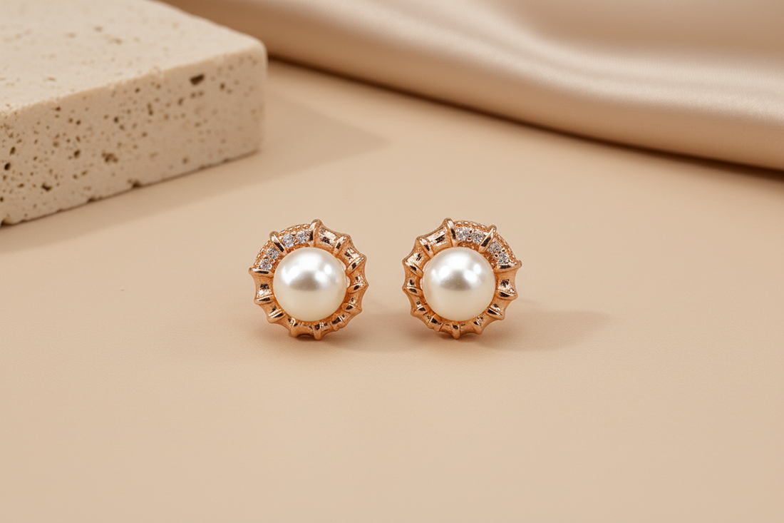 Floral pearl stud