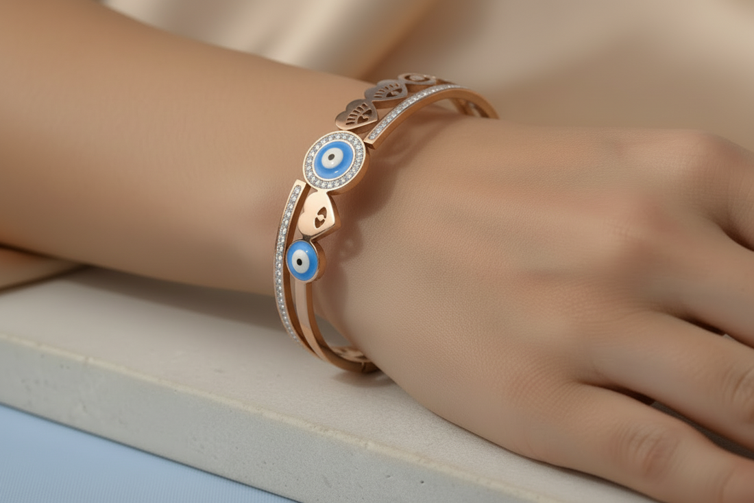 Eye enchantments bracelet