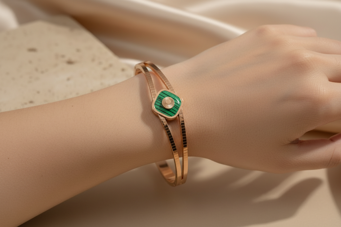 Green berry pop bracelet