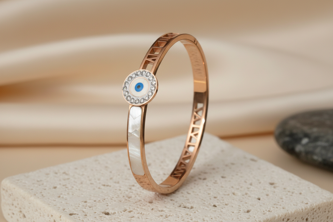 Evil eye with MOP bracelet