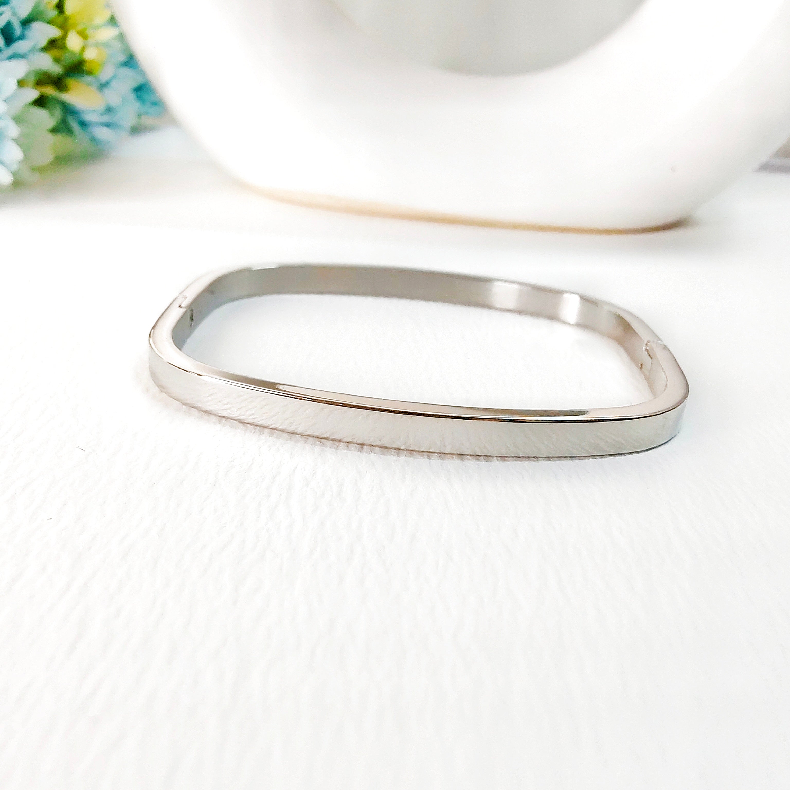 Trendy square bracelet