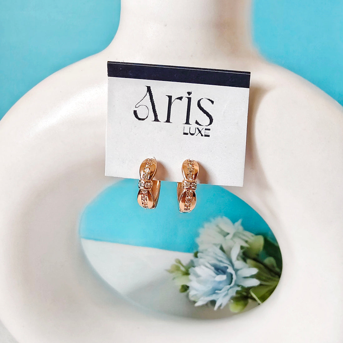 Bow daimond bali earring