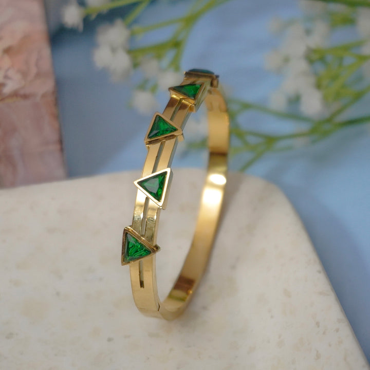 GREEN CRYSTAL BRACELET